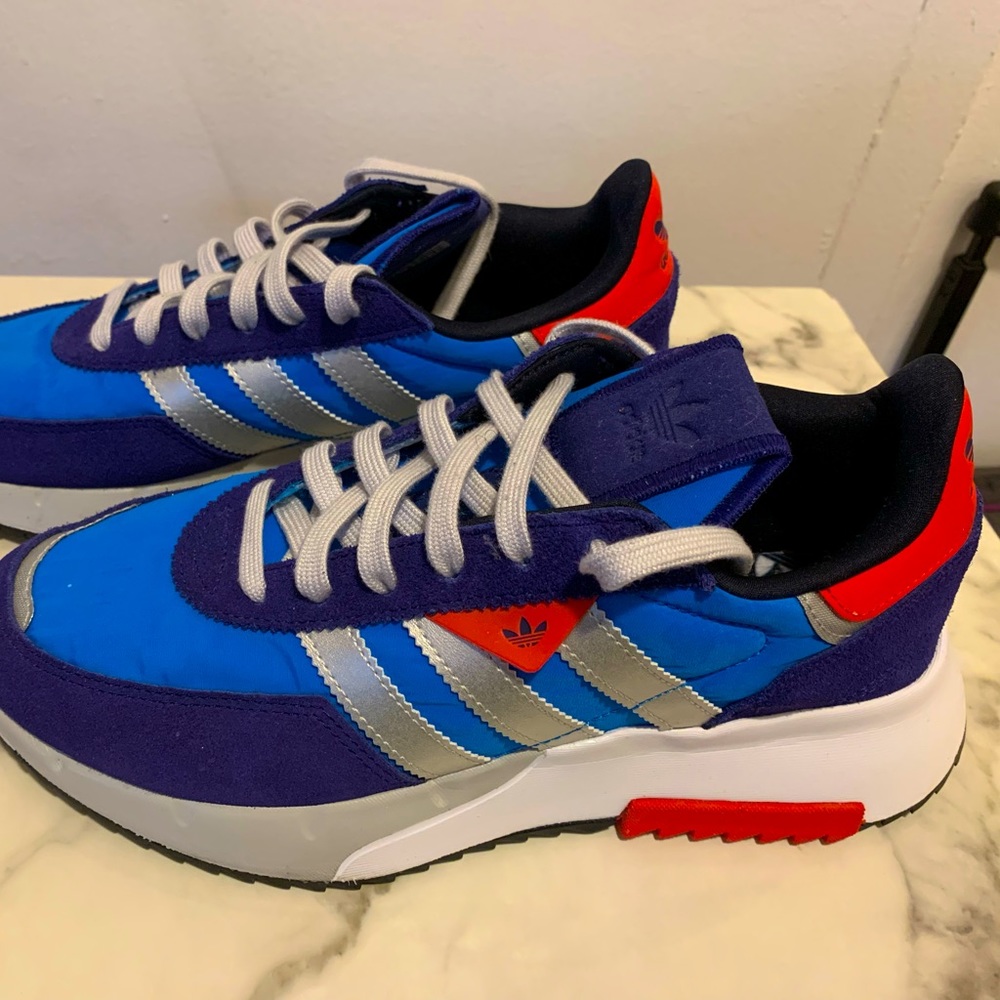 adidas Retropy F2 Mens 8/Womens 9.5: Like New
